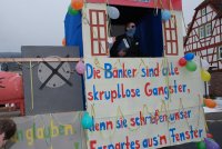 Bild in Gro�darstellung, weitere Faschingswagen beim Wombacher Faschingszug