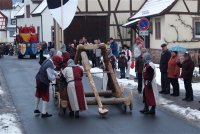 Bild in Gro�darstellung, weitere Faschingswagen beim Wombacher Faschingszug